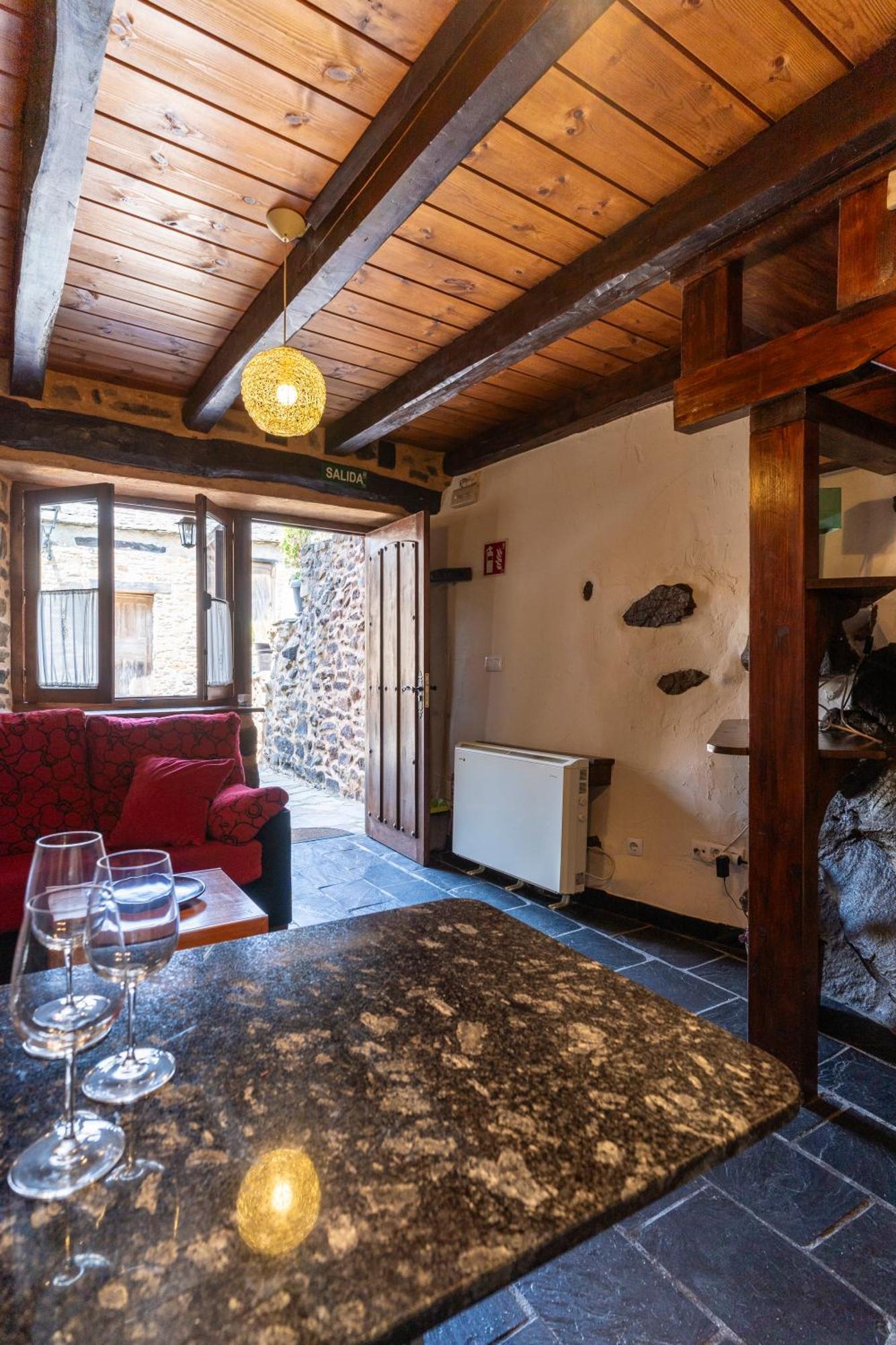 Casa De Turismo Rural Sardom3 Bembibre  Dış mekan fotoğraf